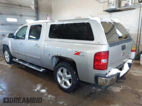 ✅ 2007 Chevrolet Silverado 1500 LTZ • VIN: 2GCEK13Y071651327 • Lot: 41593847. Listed on IAAI with 317,451 mi. Free auction sales archive from the USA and detailed vehicle history report at DreamBid. Image 3.