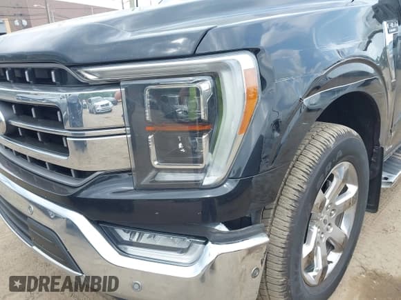 ✅ 2022 Ford F-150 XL • VIN: 1FTFW1E55NFB70376 • Lot: 42434917. Wystawiony na IAAI z przebiegiem 37 902 mil. Bezpłatny archiwum sprzedaży aukcyjnych z USA i szczegółowy raport historii pojazdu na DreamBid. Zdjęcie 6.