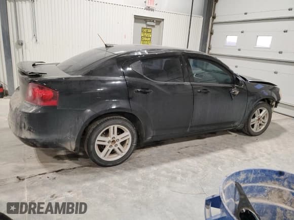 ✅ 2013 Dodge Avenger SE V6 • VIN: 1C3CDZAG1DN622170 • Lot: 88324025. Wystawiony na Copart z przebiegiem 177 756 mil. Bezpłatny archiwum sprzedaży aukcyjnych z USA i szczegółowy raport historii pojazdu na DreamBid. Zdjęcie 3.