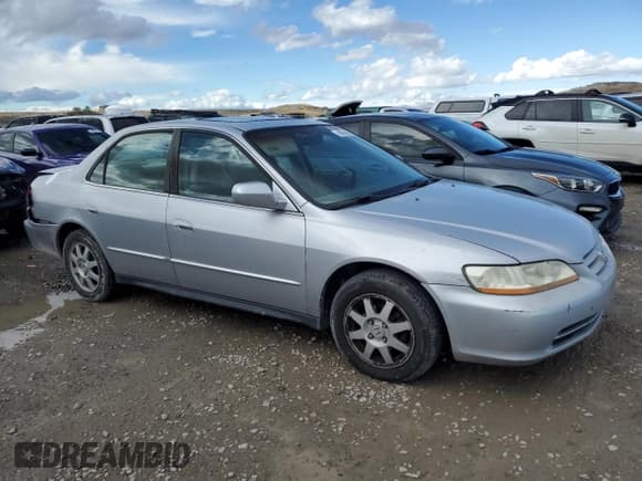 ✅ 2002 Honda Accord SE • VIN: 1HGCG66812A075099 • Lot: 86878255. Wystawiony na Copart z przebiegiem 223 838 mil. Bezpłatny archiwum sprzedaży aukcyjnych z USA i szczegółowy raport historii pojazdu na DreamBid. Zdjęcie 4.