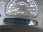 ✅ 2006 Chevrolet Silverado 2500HD LT3 • VIN: 1GCHK23D66F234544 • Lot: 43714309. Wystawiony na IAAI z przebiegiem 226 094 mil. Bezpłatny archiwum sprzedaży aukcyjnych z USA i szczegółowy raport historii pojazdu na DreamBid. Zdjęcie 16.