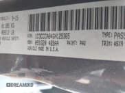 ✅ 2016 Chrysler 200 Limited • VIN: 1C3CCCAB4GN129365 • Lot: 43281687. Wystawiony na IAAI z przebiegiem 129 900 mil. Bezpłatny archiwum sprzedaży aukcyjnych z USA i szczegółowy raport historii pojazdu na DreamBid. Zdjęcie 9.