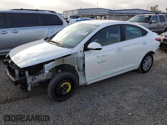 ✅ 2022 Hyundai Accent SE • VIN: 3KPC24A63NE173866 • Лот: 49846295. Опубликован ранее на Copart с пробегом 19 485 миль. Бесплатный доступ к архиву аукционных продаж из США и подробный отчёт об истории автомобиля на DreamBid. Изображение 1.