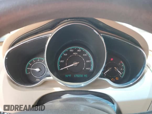 ✅ 2009 Chevrolet Malibu 1LT • VIN: 1G1ZH57BX94163726 • Lot: 70228284. Listed on Copart with 178,230 mi. Free auction sales archive from the USA and detailed vehicle history report at DreamBid. Image 9.