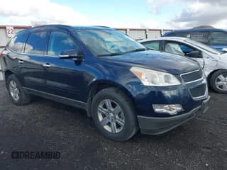 ✅ 2012 Chevrolet Traverse 2LT • VIN: 1GNKVJED2CJ285320 • Lot: 43563492. Wystawiony na IAAI z przebiegiem 177 560 mil. Bezpłatny archiwum sprzedaży aukcyjnych z USA i szczegółowy raport historii pojazdu na DreamBid. Zdjęcie 1.