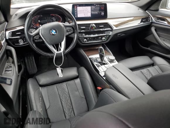 ✅ 2021 BMW 5 Series 530i • VIN: WBA53BH08MWW96605 • Lot: 54408375. Listed on Copart with 83,698 mi. Free auction sales archive from the USA and detailed vehicle history report at DreamBid. Image 8.