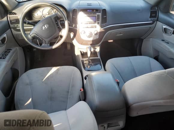 2009 Hyundai Santa Fe GLS с VIN 5NMSG73D39H317666, выставлен на аукционе Copart как лот 73697074 с пробегом 104 336 миль миль и Списание • Salvage title. История ставок и продаж доступна на DreamBid. Изображение 8.