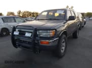 ✅ 1998 Toyota 4Runner SR5 • VIN: JT3GN86RXW0088119 • Lot: 43622981. Listed on IAAI with 306,392 mi. Free auction sales archive from the USA and detailed vehicle history report at DreamBid. Image 2.