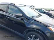 ✅ 2018 Toyota RAV4 LE • VIN: 2T3ZFREVXJW492158 • Лот: 42755064. Опубликован ранее на IAAI с пробегом 93 767 миль. Бесплатный доступ к архиву аукционных продаж из США и подробный отчёт об истории автомобиля на DreamBid. Изображение 6.