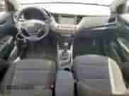 2020 Hyundai Accent Limited z VIN 3KPC34A61LE120724, wystawiony jako Copart lot #60055465 z przebiegiem 71 687 mil mil oraz Czysty tytuł • Clean title. Historia ofert i sprzedaży dostępna na DreamBid. Obrazek 8.