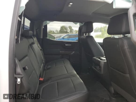 ✅ 2019 Chevrolet Silverado 1500 RST • VIN: 3GCUYEED1KG273840 • Lot: 83783625. Listed on Copart with 53,303 mi. Free auction sales archive from the USA and detailed vehicle history report at DreamBid. Image 10.