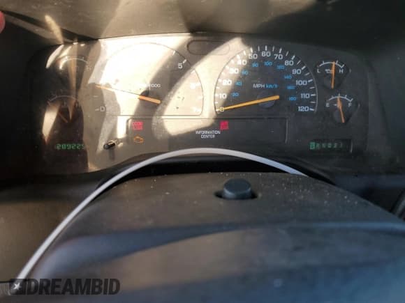 ✅ 2001 Dodge Dakota • VIN: 1B7GL22X71S342417 • Lot: 47163065. Wystawiony na Copart z przebiegiem 289 225 mil. Bezpłatny archiwum sprzedaży aukcyjnych z USA i szczegółowy raport historii pojazdu na DreamBid. Zdjęcie 9.