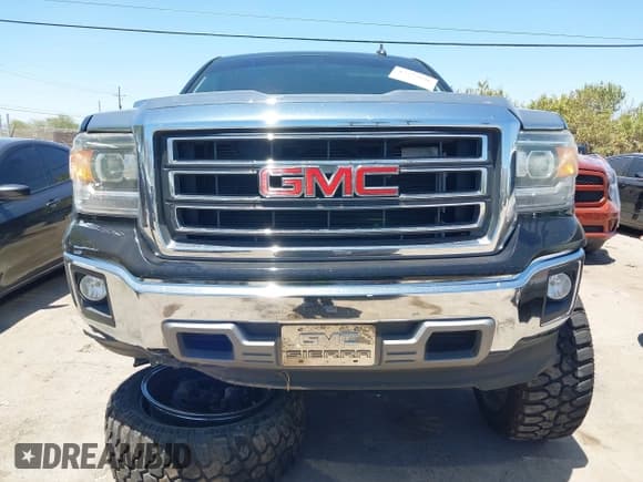 ✅ 2015 GMC Sierra 1500 • VIN: 3GTP1VEJ4FG532043 • Lot: 42525636. Wystawiony na IAAI z przebiegiem 69 468 mil. Bezpłatny archiwum sprzedaży aukcyjnych z USA i szczegółowy raport historii pojazdu na DreamBid. Zdjęcie 13.