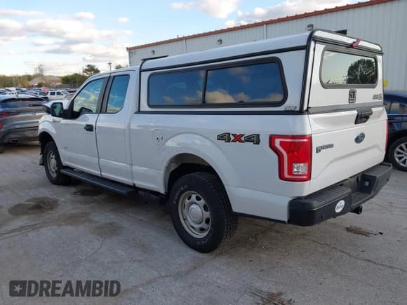✅ 2017 Ford F-150 XL • VIN: 1FTFX1EG4HKD47400 • Lot: 43530311. Wystawiony na IAAI z przebiegiem 146 998 mil. Bezpłatny archiwum sprzedaży aukcyjnych z USA i szczegółowy raport historii pojazdu na DreamBid. Zdjęcie 3.