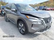 ✅ 2023 Nissan Rogue Platinum • VIN: JN8BT3DDXPW307198 • Лот: 43483103. Опубликован ранее на IAAI с пробегом 27 047 миль. Бесплатный доступ к архиву аукционных продаж из США и подробный отчёт об истории автомобиля на DreamBid. Изображение 1.