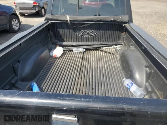 ✅ 1997 Ford Ranger XLT • VIN: 1FTDR15X9VTA24287 • Lot: 54923325. Wystawiony na Copart z przebiegiem 148 921 mil. Bezpłatny archiwum sprzedaży aukcyjnych z USA i szczegółowy raport historii pojazdu na DreamBid. Zdjęcie 10.