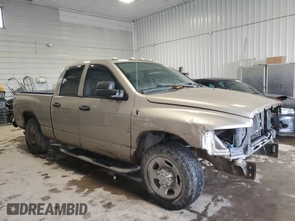 ✅ 2004 Dodge 2500 ST • VIN: 3D7KA28D64G281057 • Lot: 67813615. Wystawiony na Copart z przebiegiem 162 193 mil. Bezpłatny archiwum sprzedaży aukcyjnych z USA i szczegółowy raport historii pojazdu na DreamBid. Zdjęcie 4.