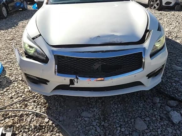 ✅ 2015 Infiniti Q70 • VIN: JN1BY1AR0FM561792 • Lot: 84436895. Wystawiony na Copart z przebiegiem 112 091 mil. Bezpłatny archiwum sprzedaży aukcyjnych z USA i szczegółowy raport historii pojazdu na DreamBid. Zdjęcie 13.