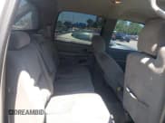 ✅ 2005 Chevrolet Avalanche LS • VIN: 3GNEC12Z05G254512 • Lot: 42584852. Listed on IAAI with 100,907 mi. Free auction sales archive from the USA and detailed vehicle history report at DreamBid. Image 8.