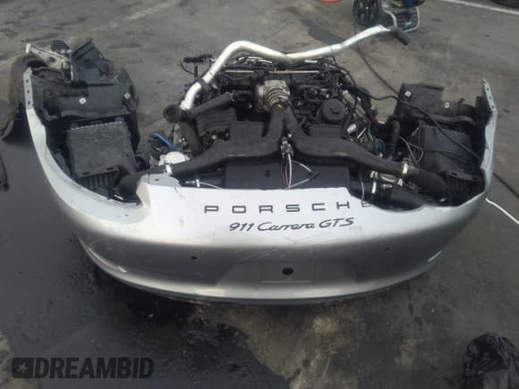 ✅ 2019 Porsche 911 Carrera S • VIN: WP0AB2A91KS115320 • Лот: 35585837. Опубликован ранее на IAAI с пробегом Не указан. Бесплатный доступ к архиву аукционных продаж из США и подробный отчёт об истории автомобиля на DreamBid. Изображение 11.