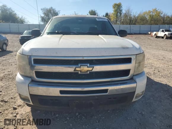 ✅ 2011 Chevrolet Silverado 1500 LT • VIN: 3GCPKSE38BG288856 • Lot: 89703445. Listed on Copart with 217,876 mi. Free auction sales archive from the USA and detailed vehicle history report at DreamBid. Image 5.