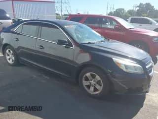 2013 Chevrolet Malibu LS z VIN 1G11B5SA3DF235263, wystawiony jako IAAI lot #43448944 z przebiegiem Nie podano mil oraz . Historia ofert i sprzedaży dostępna na DreamBid. Obrazek 1.