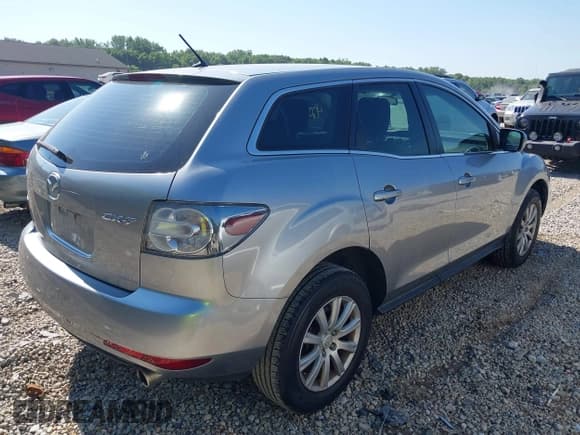 ✅ 2012 Mazda CX-7 i SV • VIN: JM3ER2A56C0414042 • Lot: 42798073. Wystawiony na IAAI z przebiegiem 71 199 mil. Bezpłatny archiwum sprzedaży aukcyjnych z USA i szczegółowy raport historii pojazdu na DreamBid. Zdjęcie 4.