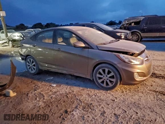 ✅ 2013 Hyundai Accent GLS • VIN: KMHCU4AE4DU423161 • Lot: 94177725. Listed on Copart with 66,731 mi. Free auction sales archive from the USA and detailed vehicle history report at DreamBid. Image 4.