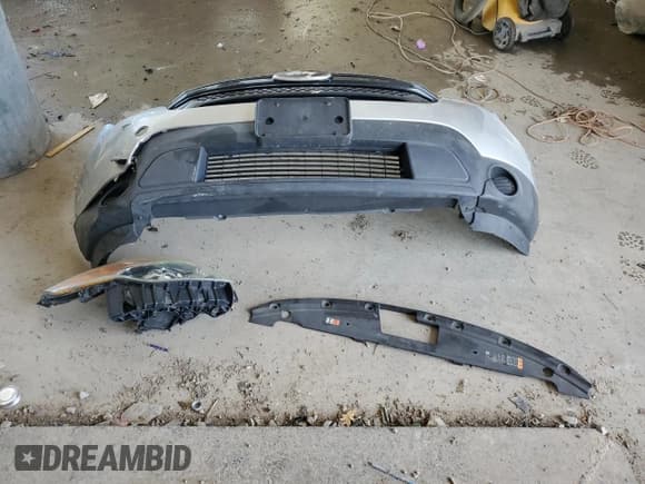 ✅ 2014 Ford Police Interceptor Utility • VIN: 1FM5K8AR1EGC38879 • Lot: 91405975. Wystawiony na Copart z przebiegiem 166 399 mil. Bezpłatny archiwum sprzedaży aukcyjnych z USA i szczegółowy raport historii pojazdu na DreamBid. Zdjęcie 13.