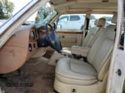 ✅ 1993 Rolls-Royce Silver Spur • VIN: SCAZN02D7PCX46342 • Lot: 84646515. Listed on Copart with 71,186 mi. Free auction sales archive from the USA and detailed vehicle history report at DreamBid. Image 7.