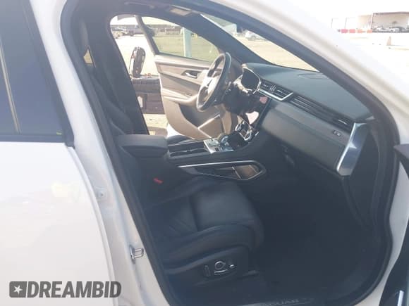 ✅ 2022 Jaguar F-Pace S • VIN: SADCJ2EX3NA689226 • Лот: 42909237. Опубликован ранее на IAAI с пробегом 45 034 миль. Бесплатный доступ к архиву аукционных продаж из США и подробный отчёт об истории автомобиля на DreamBid. Изображение 5.