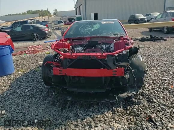 ✅ 2017 Chevrolet Camaro 2SS • VIN: 1G1FG1R7XH0181611 • Лот: 71489315. Опубликован ранее на Copart с пробегом Не указан. Бесплатный доступ к архиву аукционных продаж из США и подробный отчёт об истории автомобиля на DreamBid. Изображение 13.