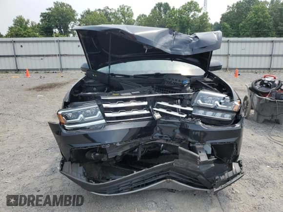 ✅ 2018 Volkswagen Atlas SE • VIN: 1V2DP2CA8JC556097 • Lot: 67653755. Listed on Copart with 106,595 mi. Free auction sales archive from the USA and detailed vehicle history report at DreamBid. Image 5.