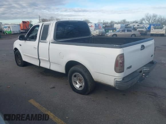 ✅ 2000 Ford F-150 XL • VIN: 1FTZX1723YKA32005 • Lot: 43863138. Listed on IAAI with Not provided. Free auction sales archive from the USA and detailed vehicle history report at DreamBid. Image 3.
