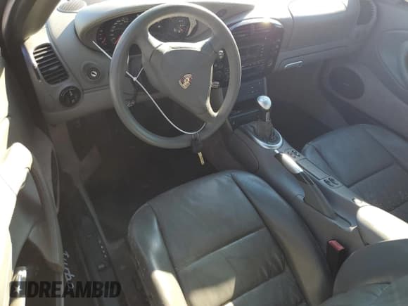 ✅ 2003 Porsche 911 Carrera S • VIN: WP0AB29903S685220 • Lot: 82194434. Wystawiony na Copart z przebiegiem Nie podano. Bezpłatny archiwum sprzedaży aukcyjnych z USA i szczegółowy raport historii pojazdu na DreamBid. Zdjęcie 8.