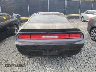 ✅ 2014 Dodge Challenger SXT • VIN: 2C3CDYAGXEH249859 • Lot: 79497024. Wystawiony na Copart z przebiegiem 129 690 mil. Bezpłatny archiwum sprzedaży aukcyjnych z USA i szczegółowy raport historii pojazdu na DreamBid. Zdjęcie 6.