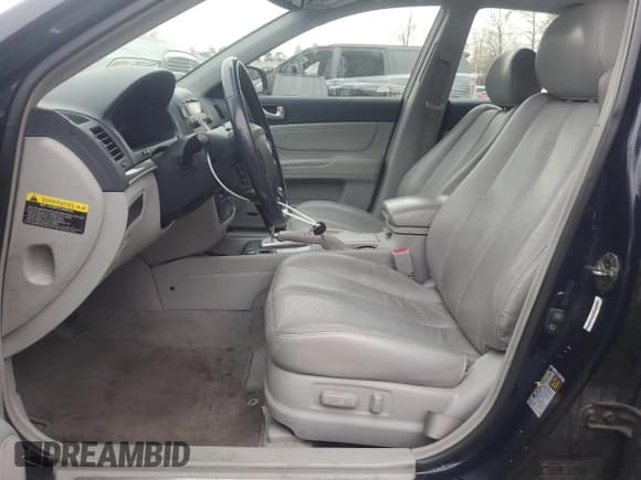 ✅ 2008 Hyundai Sonata SE • VIN: 5NPEU46F28H320903 • Лот: 81566834. Опубликован ранее на Copart с пробегом 88 166 миль. Бесплатный доступ к архиву аукционных продаж из США и подробный отчёт об истории автомобиля на DreamBid. Изображение 7.