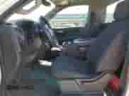 2022 Chevrolet Silverado 1500 Work Truck z VIN 3GCNWAED2NG165072, wystawiony jako Copart lot #49977855 z przebiegiem 29 435 mil mil oraz Szkoda całkowita • Salvage title. Historia ofert i sprzedaży dostępna na DreamBid. Obrazek 7.