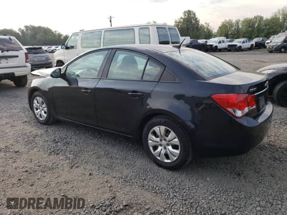 2013 Chevrolet Cruze LS z VIN 1G1PA5SG7D7301793, wystawiony jako Copart lot #71119945 z przebiegiem 115 786 mil mil oraz Szkoda całkowita • Salvage title. Historia ofert i sprzedaży dostępna na DreamBid. Obrazek 2.