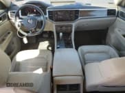 ✅ 2018 Volkswagen Atlas SEL Premium • VIN: 1V2NR2CA0JC563320 • Lot: 53713305. Listed on Copart with 78,487 mi. Free auction sales archive from the USA and detailed vehicle history report at DreamBid. Image 8.