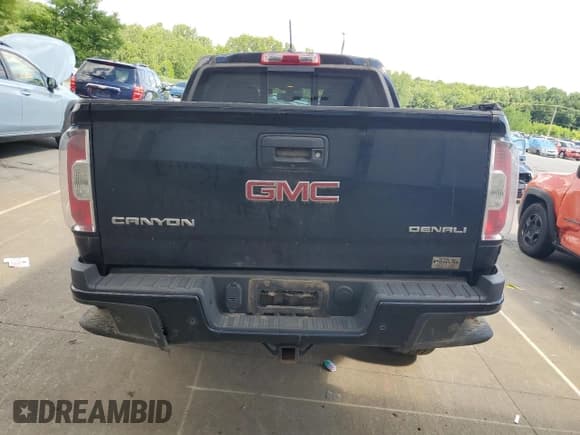 ✅ 2020 GMC Canyon 4WD Denali • VIN: 1GTG6EEN2L1151418 • Lot: 62871165. Listed on Copart with 70,266 mi. Free auction sales archive from the USA and detailed vehicle history report at DreamBid. Image 6.