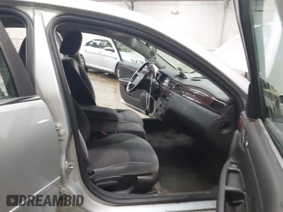 ✅ 2011 Chevrolet Impala LT Fleet • VIN: 2G1WG5EK8B1114230 • Lot: 43819431. Listed on IAAI with 139,188 mi. Free auction sales archive from the USA and detailed vehicle history report at DreamBid. Image 5.