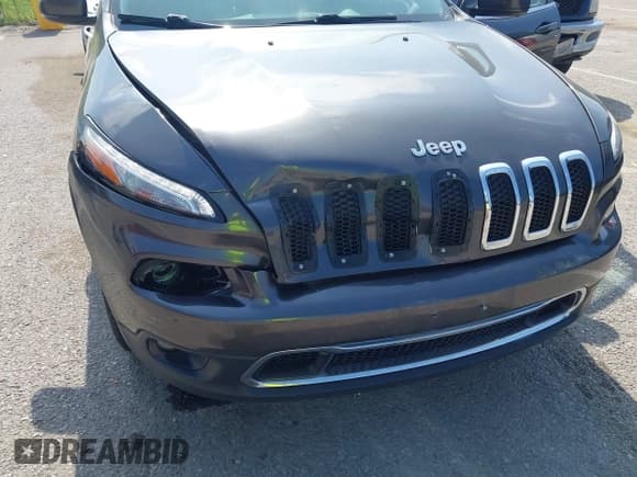 ✅ 2017 Jeep Cherokee Limited • VIN: 1C4PJMDSXHW567517 • Лот: 42830980. Опубликован ранее на IAAI с пробегом 116 078 миль. Бесплатный доступ к архиву аукционных продаж из США и подробный отчёт об истории автомобиля на DreamBid. Изображение 6.