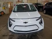 ✅ 2023 Chevrolet Bolt EV 1LT • VIN: 1G1FW6S06P4187362 • Лот: 69634825. Опубликован ранее на Copart с пробегом 25 981 миль. Бесплатный доступ к архиву аукционных продаж из США и подробный отчёт об истории автомобиля на DreamBid. Изображение 5.