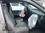 ✅ 2004 Chevrolet Colorado LS Z71 • VIN: 1GCDT196X48182271 • Lot: 42036317. Listed on IAAI with 149,606 mi. Free auction sales archive from the USA and detailed vehicle history report at DreamBid. Image 5.