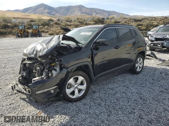 ✅ 2018 Jeep Compass Latitude • VIN: 3C4NJDBB1JT359743 • Lot: 90902295. Wystawiony na Copart z przebiegiem Nie podano. Bezpłatny archiwum sprzedaży aukcyjnych z USA i szczegółowy raport historii pojazdu na DreamBid. Zdjęcie 1.