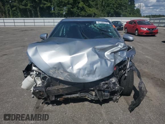 ✅ 2017 Toyota Camry XLE • VIN: 4T1BF1FK1HU347519 • Lot: 81109775. Wystawiony na Copart z przebiegiem Nie podano. Bezpłatny archiwum sprzedaży aukcyjnych z USA i szczegółowy raport historii pojazdu na DreamBid. Zdjęcie 5.