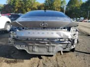 ✅ 2022 Hyundai Elantra Limited • VIN: KMHLP4AG1NU330902 • Lot: 85849035. Listed on Copart with 60,088 mi. Free auction sales archive from the USA and detailed vehicle history report at DreamBid. Image 6.