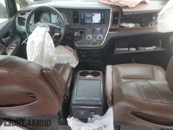 ✅ 2015 Toyota Sienna Limited • VIN: 5TDDK3DC4FS102487 • Lot: 66174025. Listed on Copart with 96,676 mi. Free auction sales archive from the USA and detailed vehicle history report at DreamBid. Image 8.