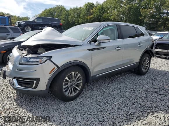 ✅ 2020 Lincoln Nautilus Reserve • VIN: 2LMPJ8KP2LBL05765 • Lot: 83974495. Wystawiony na Copart z przebiegiem Nie podano. Bezpłatny archiwum sprzedaży aukcyjnych z USA i szczegółowy raport historii pojazdu na DreamBid. Zdjęcie 1.